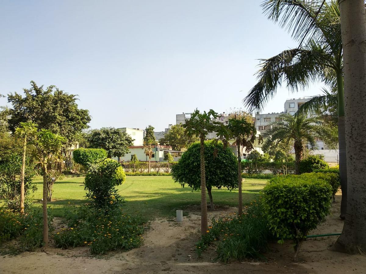 The Radiance Suites And Apartment New Delhi Eksteriør billede