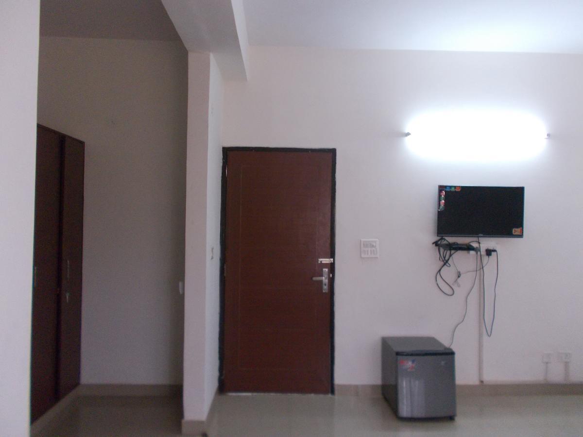The Radiance Suites And Apartment New Delhi Eksteriør billede