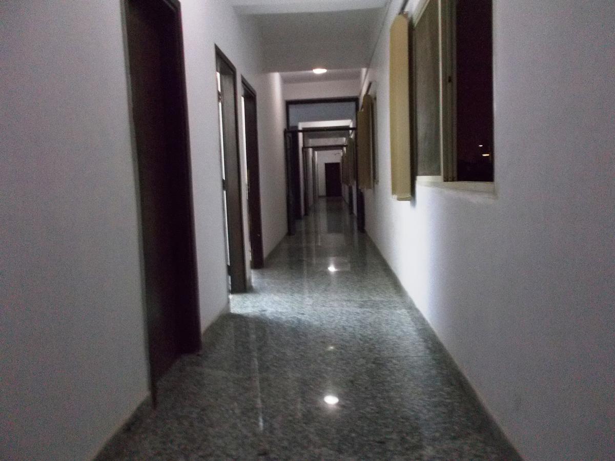 The Radiance Suites And Apartment New Delhi Eksteriør billede