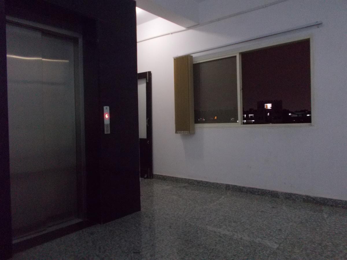 The Radiance Suites And Apartment New Delhi Eksteriør billede