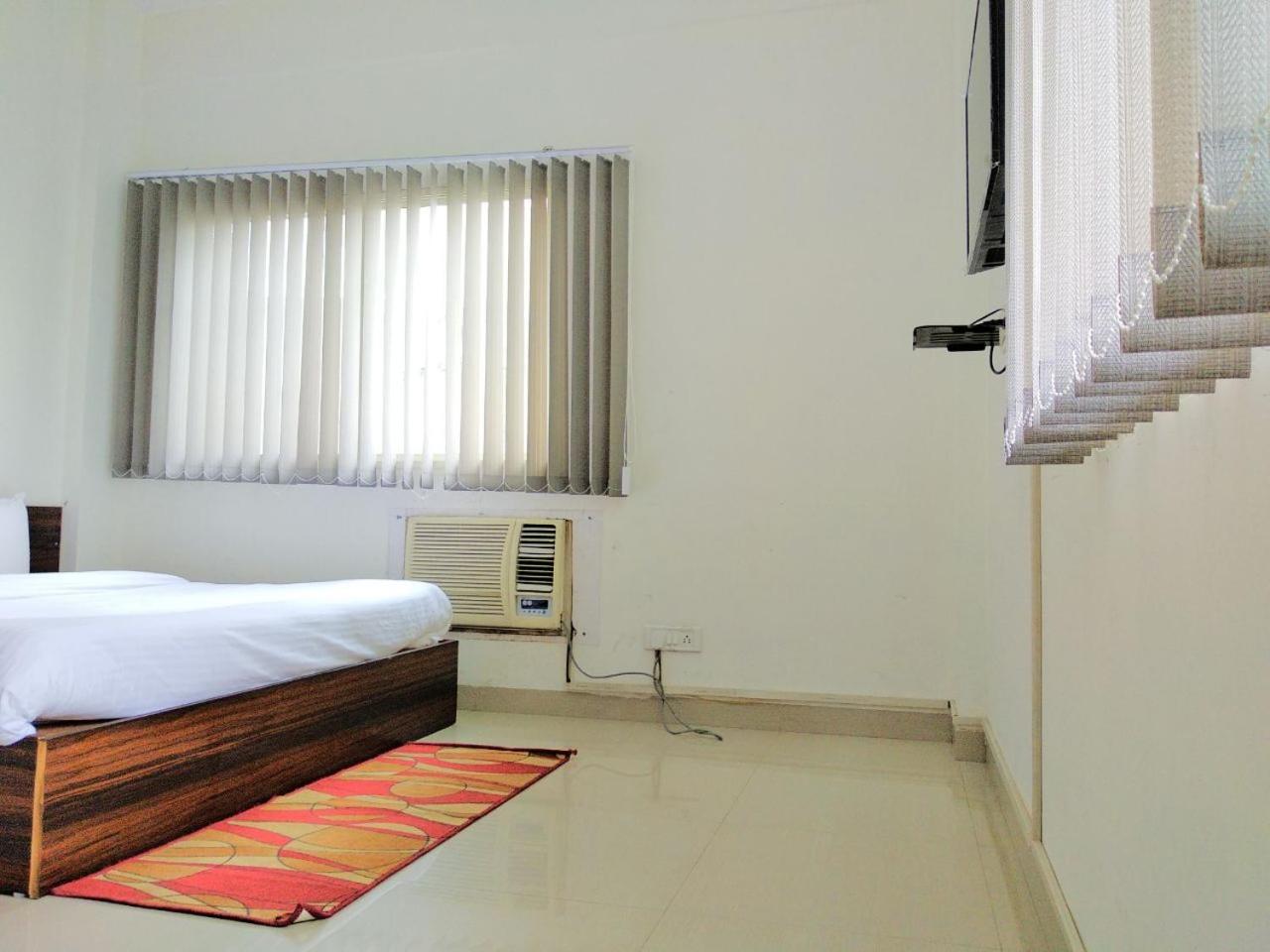 The Radiance Suites And Apartment New Delhi Eksteriør billede