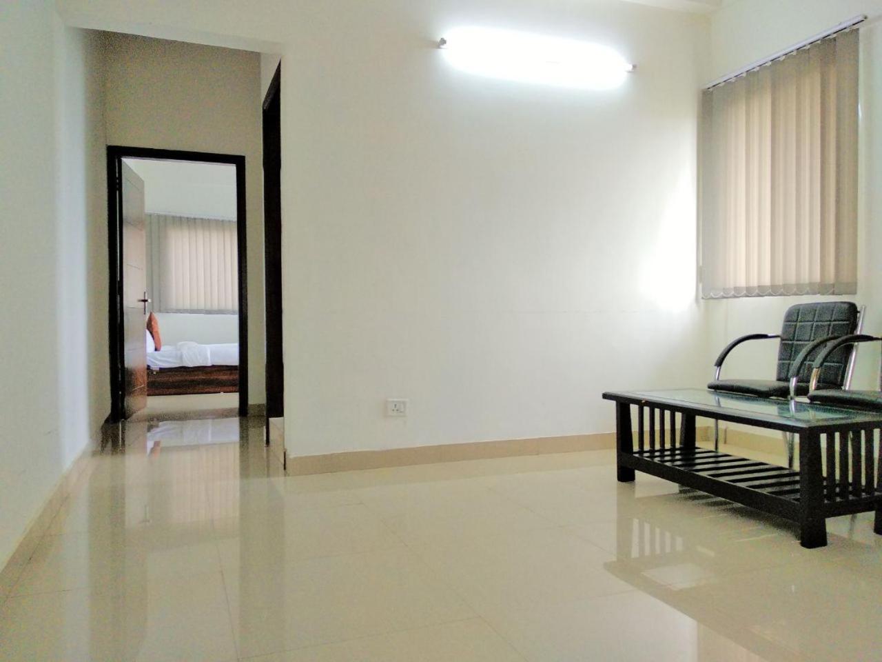 The Radiance Suites And Apartment New Delhi Eksteriør billede