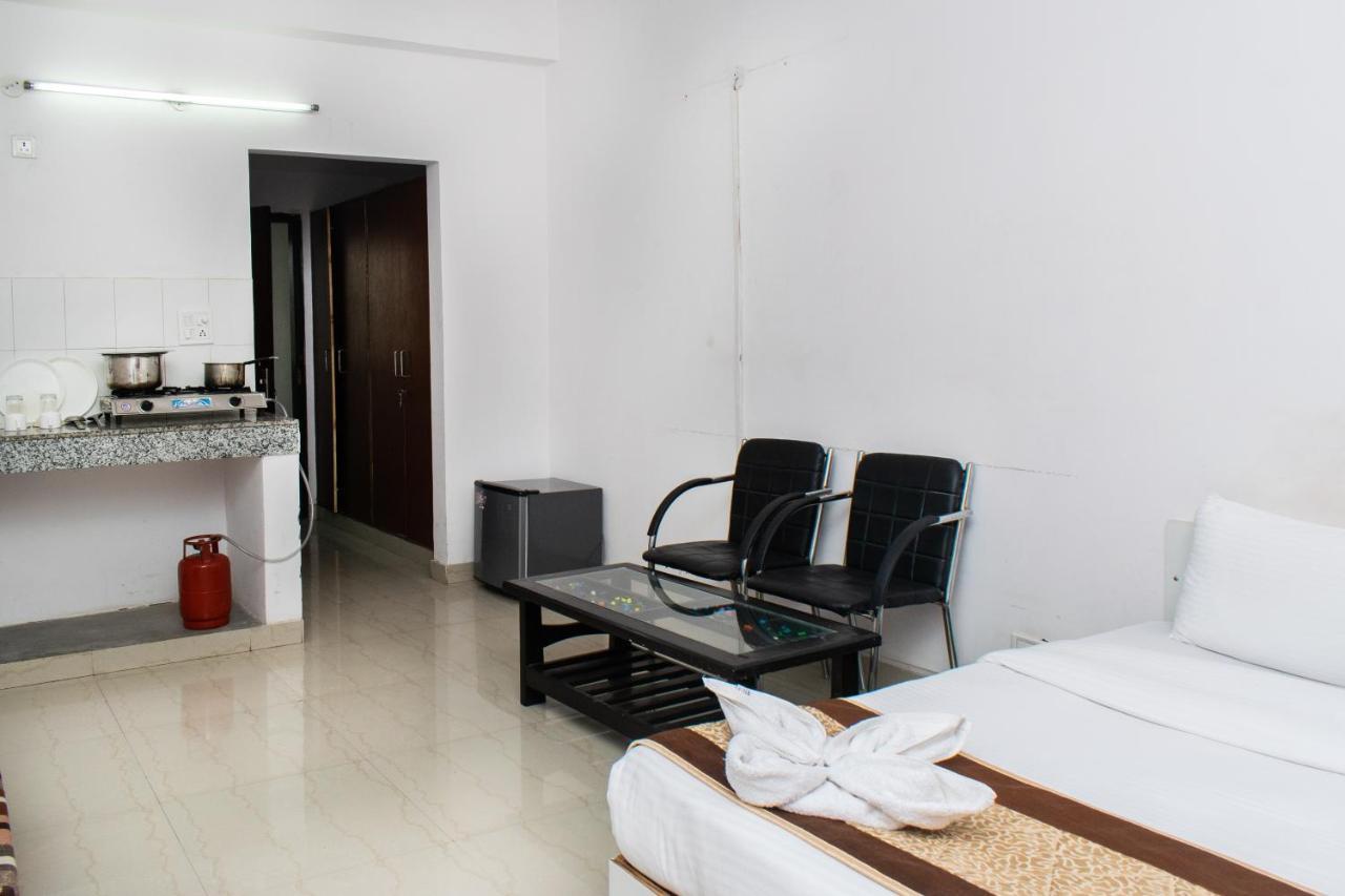 The Radiance Suites And Apartment New Delhi Eksteriør billede
